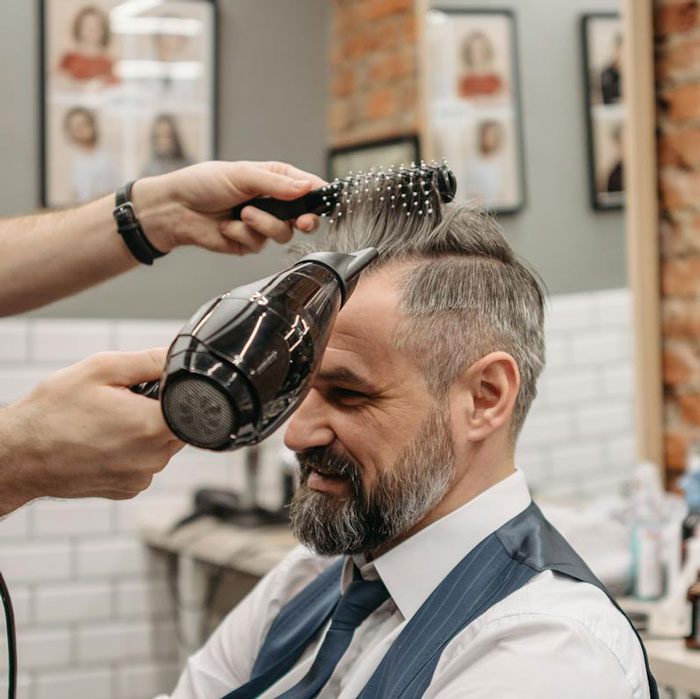 استفاده مکرر و از فاصله نزدیک لازمه تخریب فولیکول مو است