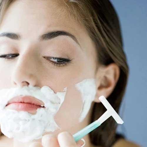 پر مویی و رشد موهای زائد زیاد