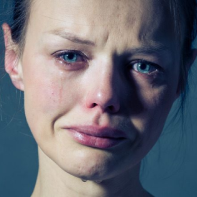 تأثیر گریه بر پوست صورت