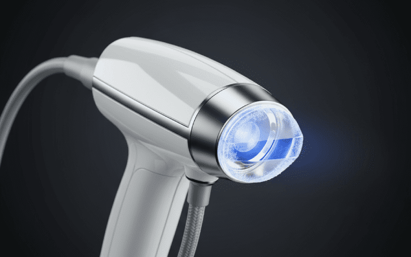 تفاوت دستگاه‌های پیشرفته در قیمت لیزر موهای زائد