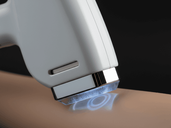 تکنولوژی خنککننده تماسی برای جلوگیری از سوختگی بعد از لیزر موهای زائد و کاهش درد.