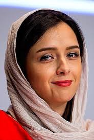 بیماری ترانه علیدوستی و پوست 